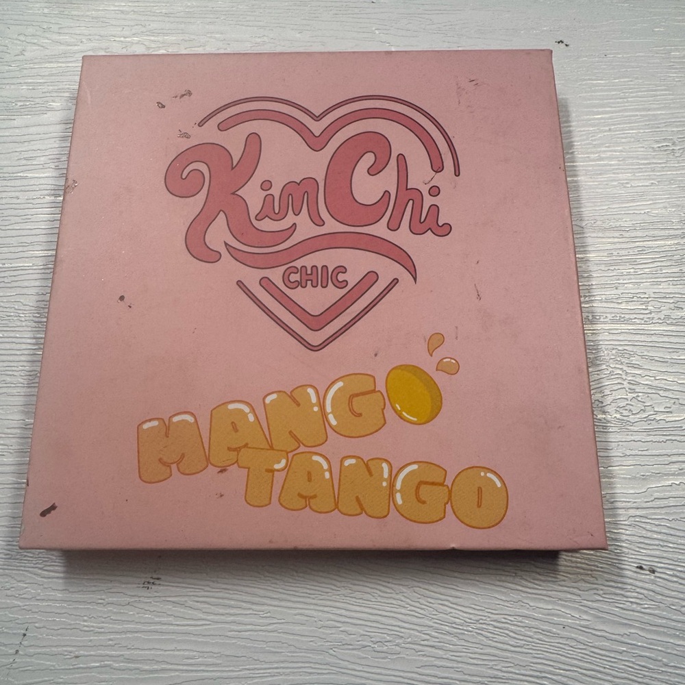 Kimchi Chic Beauty Mango Tango Eyeshadow Palette
